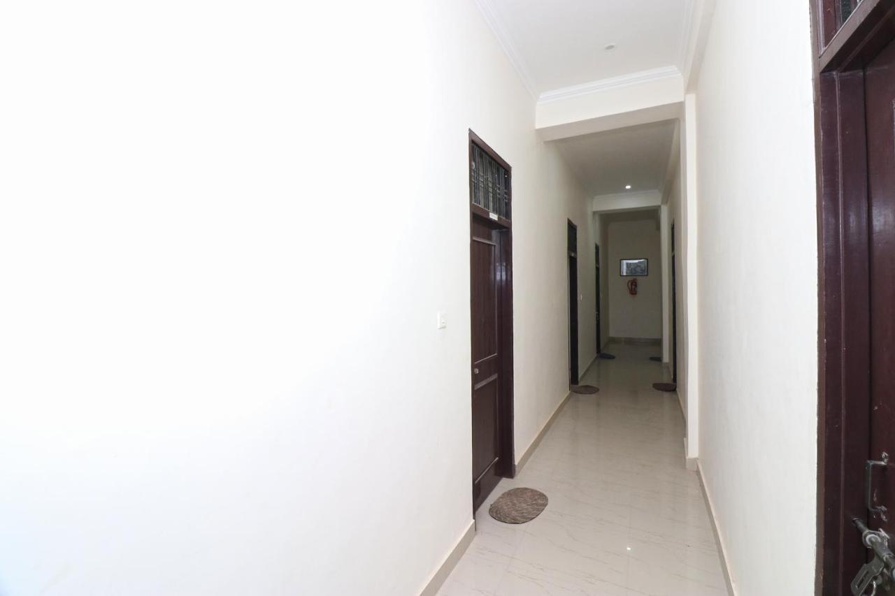 Hotel Oyo 15429 Iidm Eco Center Lucknow